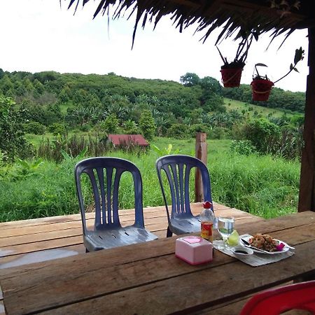 Mr Pov Home Stay Banlung Exterior photo